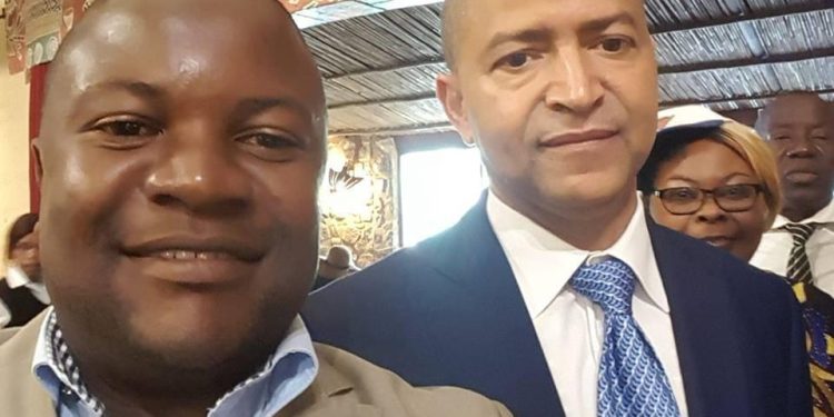 Ensemble Pour la République : le coordonnateur de la Jeunesse Abel Amundala a démissionné .