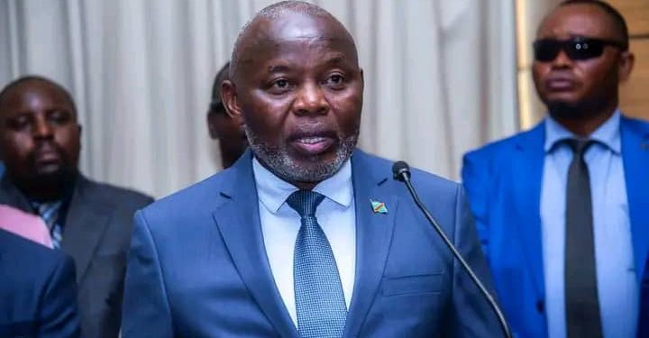 Insécurité à l’Est: Pour Vital Kamerhe, la RDC doit user de son droit universel de légitime défense face à l’envahisseur bien identifié qui est le Rwanda (Communiqué)