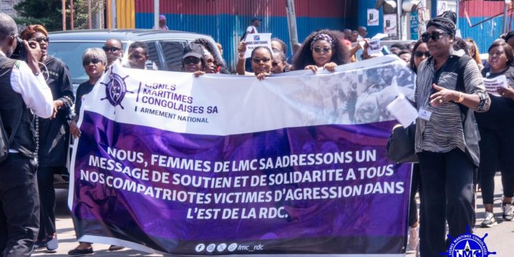 Marche contre l’agression Rwandaise : les femmes des LMC SA ont répondu à l’appel du Ministère du genre, famille et Enfants