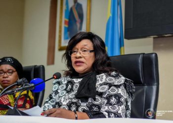 8 mars : La Ministre du Genre n’a pas interdit le port de pagne, mais elle a recommandé les pagnes de couleur noire (Mise au point)