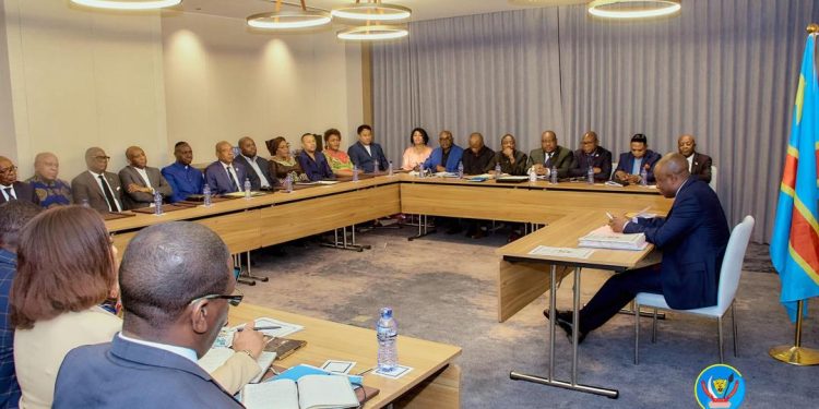 RDC : Auprès de l’Informateur , Le délégué de l’UDPS réclame le poste de Premier Ministre et la présidence de l’Assemblée Nationale