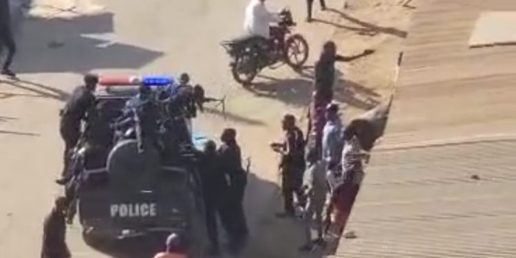 Lubumbashi: Des jeunes de L’UNAFEC paralysent plusieurs coins de la ville après l’arrestation de leur chef Wadido