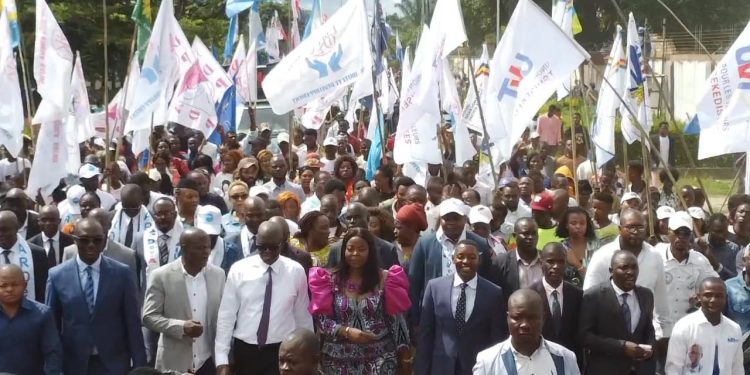 Haut-Katanga : la candidature du Gouverneur Jacques Kyabula déposée avec les députés et le peuple contrairement à ses neuf challengers
