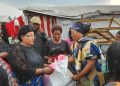 Mois de la femme : la ministre du Genre Mireille Masangu assiste les déplacés de guerre au site de Bushagara au territoire de Nyirangongo