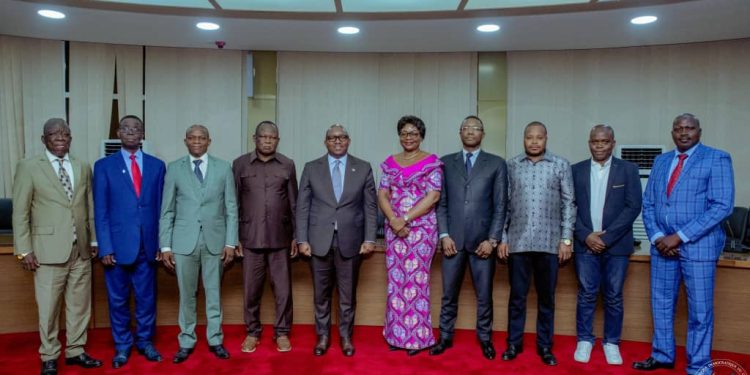 RDC : Auprès de Sama Lukonde, les députés nationaux élus de la province du Haut-Uélé plaident pour la réhabilitation des ponts Kibali et Bomokandi
