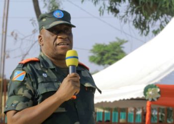 Le lieutenant-général Johnny Luboya : « Les politiciens qui ont échoué aux élections sont à la base de l’insécurité dans la province de l’Ituri»