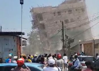 Urgent-Kinshasa : Un immeuble de plus de 5 niveaux en construction s’effondre à Gombe SOCIMAT