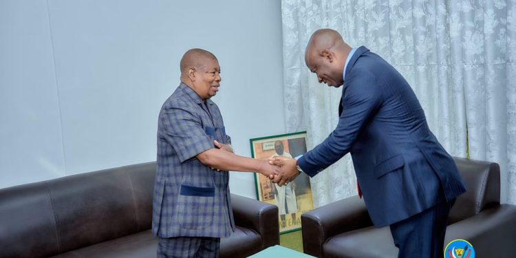 RDC : l’informateur Augustin KABUYA reçoit le soutien du Chef spirituel de l’église Kimbanguiste