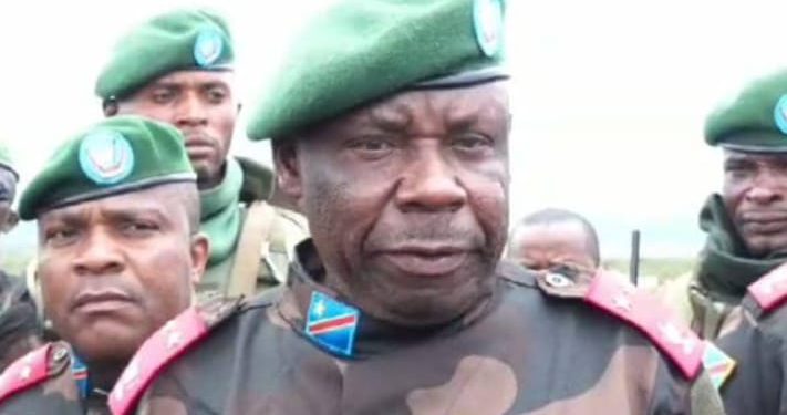 Guerre à l’Est : « On enregistre environ 10 morts par jour dans les camps des déplacés suite aux épidémies et à l’insécurité » (Gouverneur militaire Peter Cirimwami)