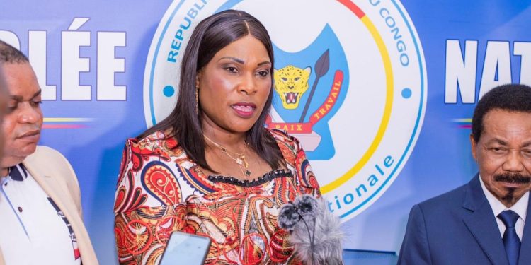 Folles Rumeurs : La gouverneure ai du Lualaba Fifi Masuka n’a jamais été débarquée d’un vol de Congo Airways (Proches)