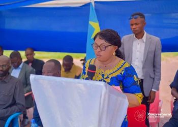 Kasaï-Oriental : La Gouverneure ai Julie Kalenga clôture la 6 ème formation des policiers de proximité à Tshipuka