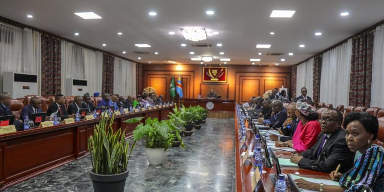 Conflit Teke et Yaka : Un acte de cessation des hostilités sera signé devant le Chef de l’État Félix Tshisekedi dans les prochains jours ( conseil des ministres)