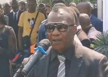 Obsèques Chérubin Okende : « Après son enterrement, que ceux qui l’ont tué commencent aussi à compter leurs jours » (la famille)