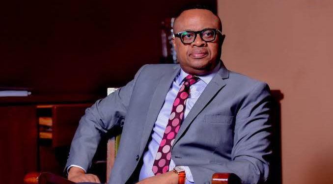 Surfacturation des forages et lampadaires : Le Président de la République est-il au courant ?(Claudel Lubaya)