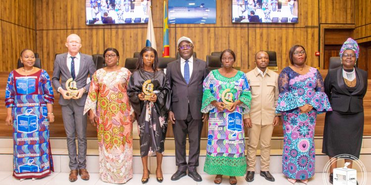 Clôture du mois de Mars : la CENI rend hommage aux femmes victimes des violences électorales du 20 décembre 2023