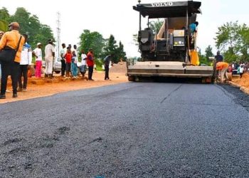 Modernisation des routes au Kasaï-Oriental : reprise des travaux du projet 14 km à Mbuji-Mayi