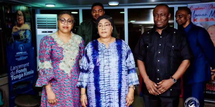 RDC : Après les militants de l’UDPS , la nouvelle Première Ministre Judith Suminwa présentée à Marthe Kasalu la mère du Chef de l’Etat