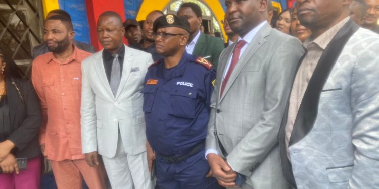Insécurité à Kinshasa : Les députés provinciaux soutiennent l’opération panthère noire afin d’éradiquer le banditisme urbain