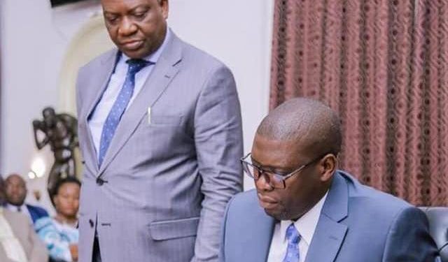 Course au Gouvernorat du Haut-Katanga : Jean-Claude KAMFWA KIMIMBA se livre aux accusations gratuites contre Jacques KYABULA sur son salaire