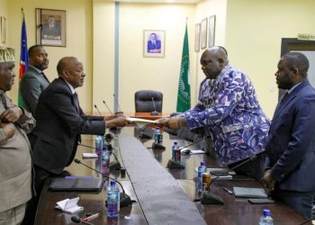 Enjeux Politiques : Le Président Félix-Antoine Tshisekedi dépêche un envoyé spécial auprès du Président Namibien