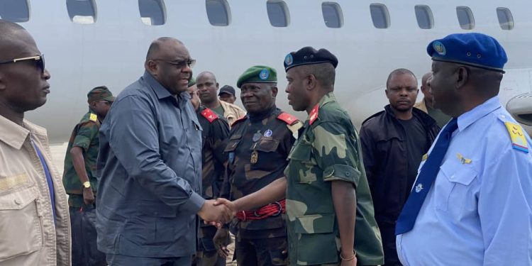 Jean-Pierre Bemba aux communautés locales à Bunia : « Le Chef de l’État est déterminé à restaurer la paix ici en Ituri, de gré ou de force. Vous avez intérêt de vous convertir »