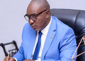 Eddy Awazi : « Nous écrivons souvent parce que personne ne nous écoute »