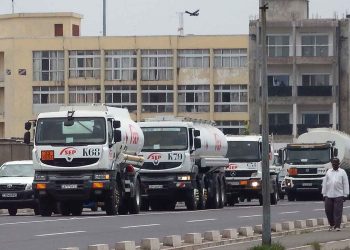 Pénurie de carburant à Kinshasa : Le ministre des hydrocarbures annonce la reprise des activités à SEP CONGO dans les heures qui suivent