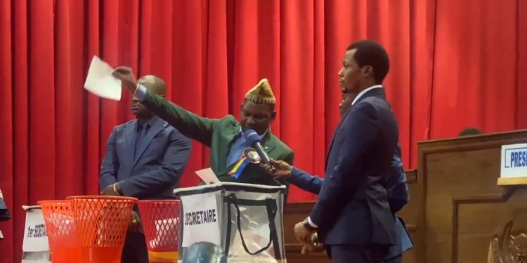 Haut-Katanga : l’ancien bureau d’âge déchu , place à l’élection du bureau définitif