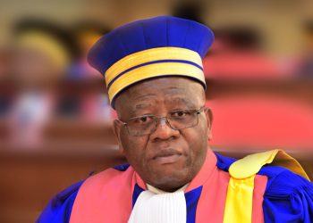 RDC : Le Président de la Cour des Comptes dénonce l’existence d’un réseau mafieux des OPJ et agents des banques impliqués dans le coulage des recettes