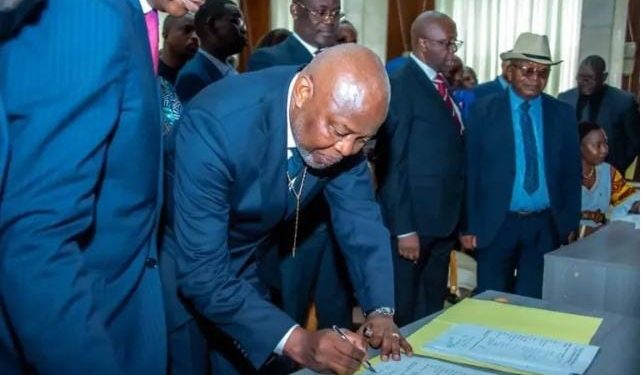 Vital Kamerhe après le dépôt de sa candidature: « Le peuple congolais sera correctement représenté dans cette salle et sa voix sera relayée par les honorables députés »