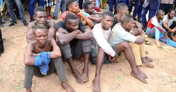 Mbuji-Mayi : un groupe des Jeunes Délinquants interpellés par la police à Diulu
