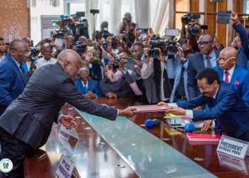 Remise et reprise à l’Assemblée nationale : Le nouveau Président Vital Kamerhe met l’accent sur la loyauté à la Nation et la transparence dans la gestion
