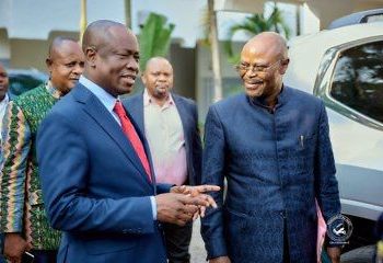 RDC : Le nouveau ministre de la Défense nationale et Anciens combattants reçu par Augustin Kabuya le Secrétaire Général de l’UDPS/Tshisekedi