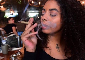 Journée Mondiale Sans Tabac : « fumer pendant la grossesse peut transmettre des pathologies aux enfants nouveaux nés » (OMS)