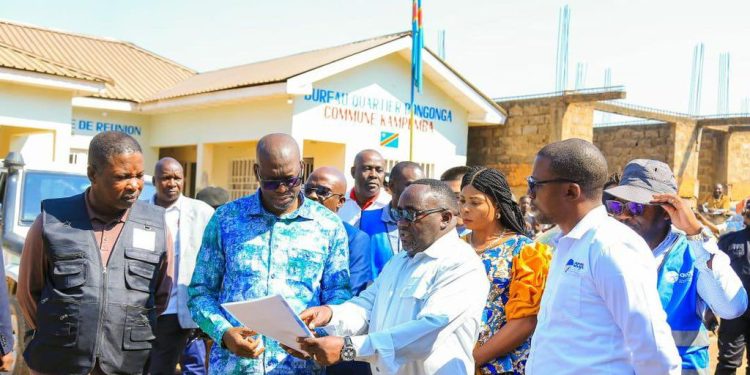 Haut-Katanga : Le gouverneur Jacques Kyabula a visité les différents chantiers routiers dans la ville de Lubumbashi