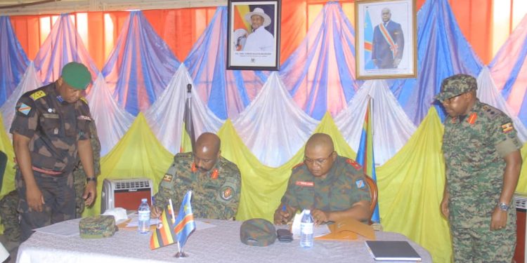 RDC-Ouganda : Les deux armées évaluent les opérations conjointes SHUJAA lancées contre les ADF