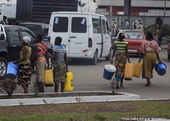 Absence chronique d’eau et d’électricité en RDC : l’ACAJ fustige l’inefficacité manifeste de la REGIDESO et la SNEL