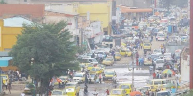 Lubumbashi : Désormais, les parkings de bus de Kipushi et Kasumbalesa délocalisés vers Matshipisha à la Katuba (Mairie)