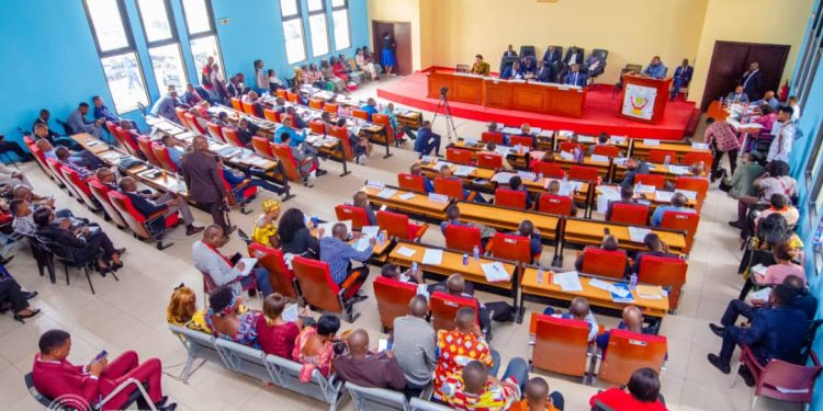 Assemblée provinciale de Kinshasa : 7 groupes parlementaires ont été constitués pour la mandature 2024-2028 (Liste)