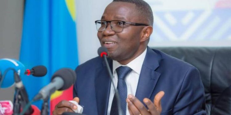 Gouvernement SUMINWA : licencié en Santé Communautaire, Julien PALUKU est le nouveau ministre en charge du Commerce Extérieur (portrait)