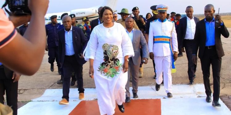 Lualaba : la Gouverneure élue Marie-Thérèse Masuka Saini investie par ordonnance présidentielle