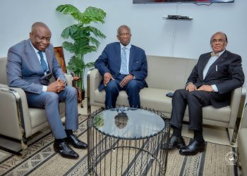 RDC : Le Patriarche Sénateur Jonas MUKAMBA n’a jamais renoncé à son droit de diriger le bureau provisoire du Sénat (Ses avocats)