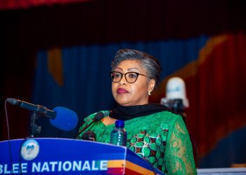 Investiture du gouvernement Suminwa: la première ministre sollicite de l’assemblée nationale un contrôle rigoureux et périodique de son action