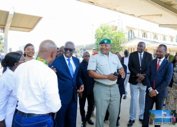 Lubumbashi : Le gouverneur Jacques Kyabula visite la place de la Gare qui va accueillir le Président de la République Félix-Antoine Tshisekedi