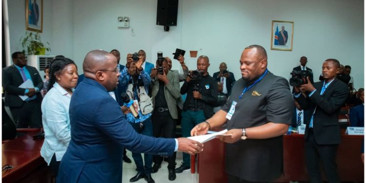 RDC : Le ministre de l’intérieur Jacquemain Shabani annonce aux gouverneurs des visites régulières du Chef de l’État dans leurs entités