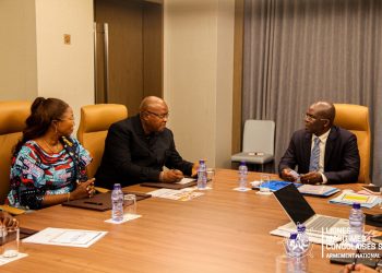 RDC : Le Directeur général de LMC salue les initiatives du ministre du portefeuille Jean-Lucien BUSSA, visant à développer les entreprises placées sous sa responsabilité