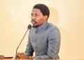 Assemblée provinciale de Kinshasa: Le député MONPLAISIR BOLOKOLOLE alerte sur les conséquences de la consommation des jus en bouteilles plastiques