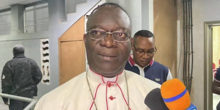 Recrutement forcé des jeunes à Lubumbashi et Kasumbalesa: « Ce n’est pas parce qu’ils sont dans la rue qu’ils n’ont pas des droits » (Mgr Fulgence Muteba)