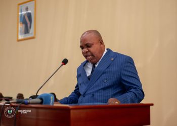 Assemblée provinciale de Kinshasa : un député projette une motion de défiance contre le Directeur Général de la DGRK
