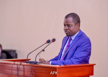 Assemblée provinciale de Kinshasa : Représentant l’initiateur de la motion de défiance contre le directeur général de la DGRK, le député WEMAKOY appelle au respect de procédure